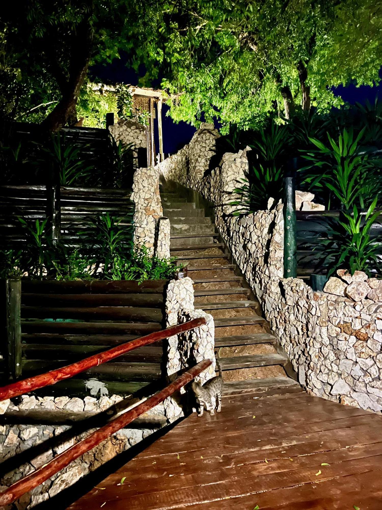 Rock And Sea Resort Watamu Exterior photo