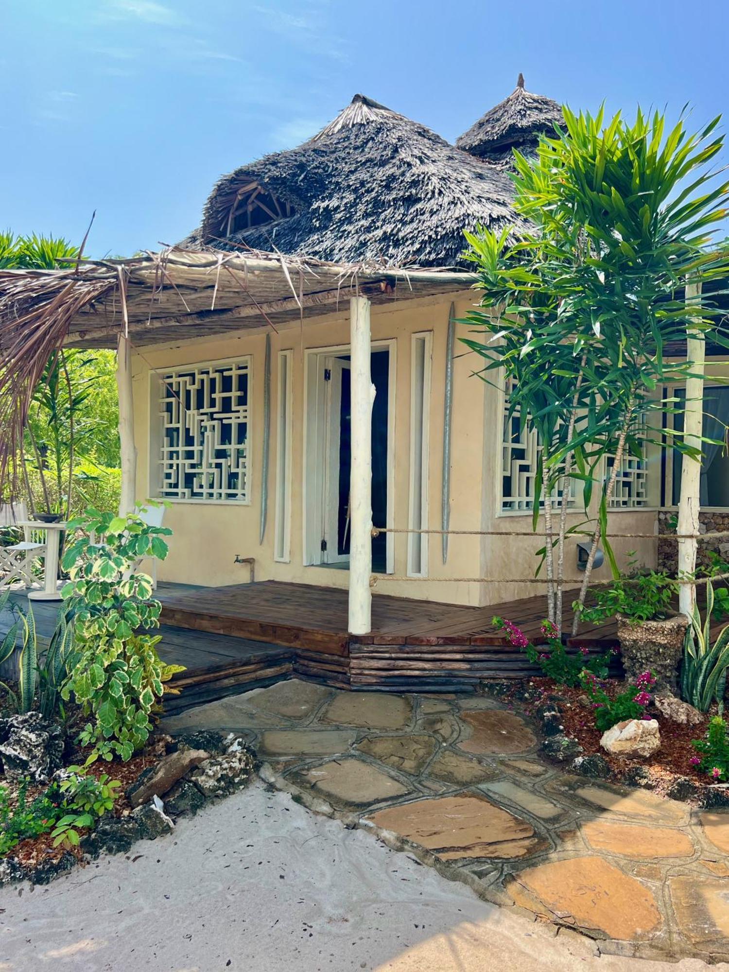 Rock And Sea Resort Watamu Exterior photo